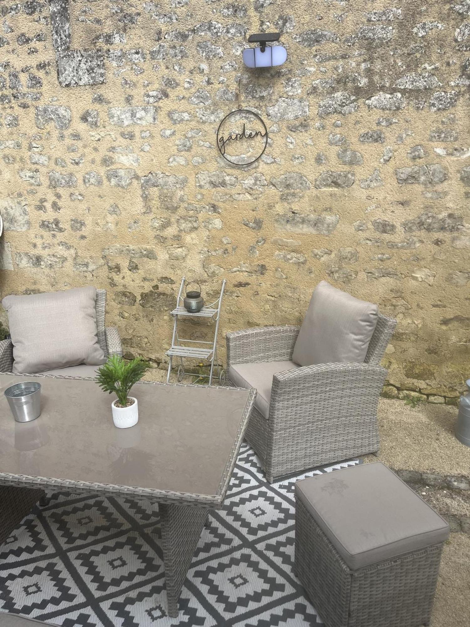 Gite Les Piraudieres Noyant-de-Touraine Pokoj fotografie